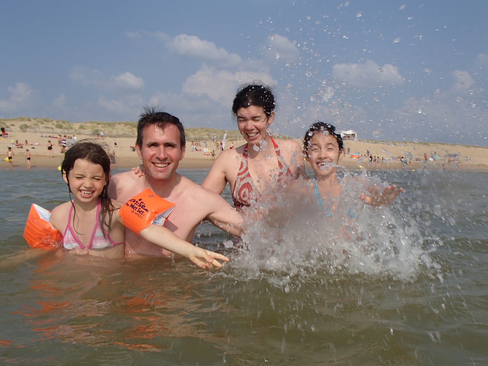 OLYMPUS DIGITAL CAMERA